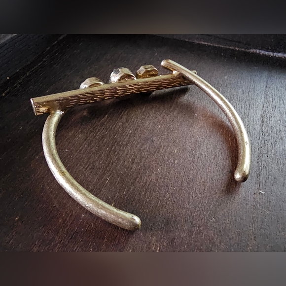 Stone Bar Cuff - Picture 4 of 4